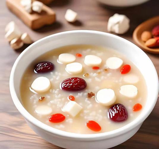 打工人的「轻养早餐神器」!这碗黄精茯苓粥,把食养嵌进快节奏日常里